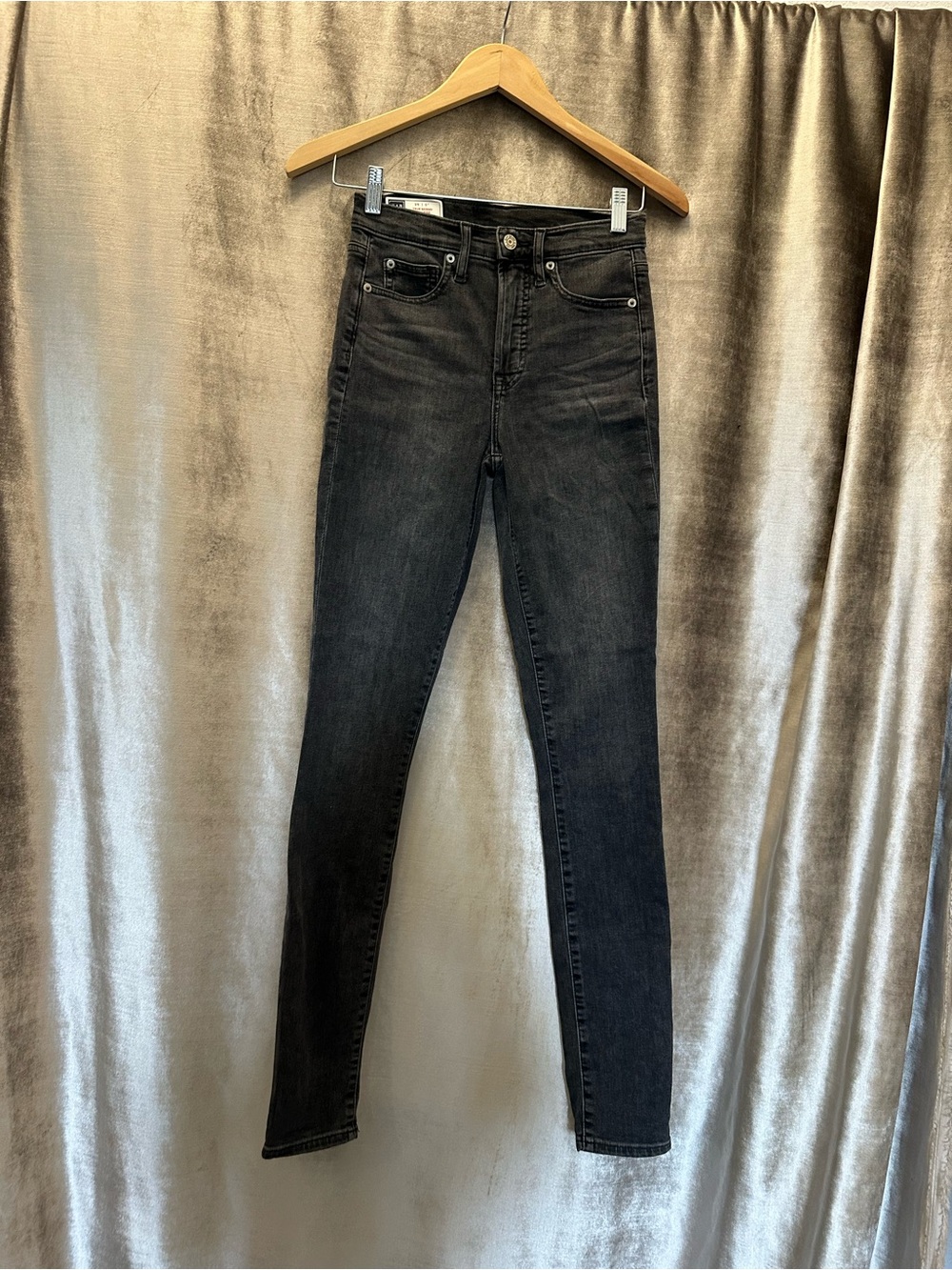 GAP Women's Black Skinny High-Rise Jeans